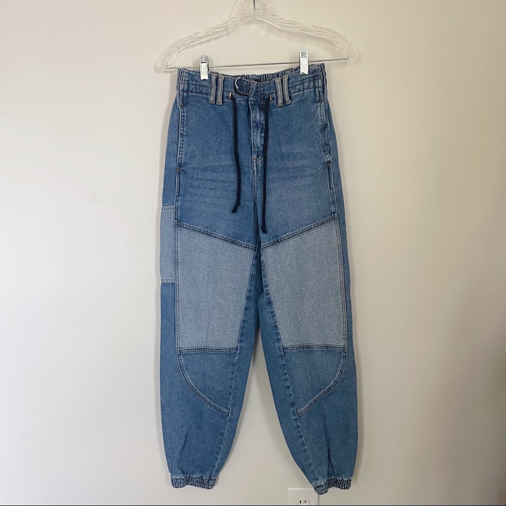 BDG Urban Outfitters Elastic Waist Jogger Jeans, Size S